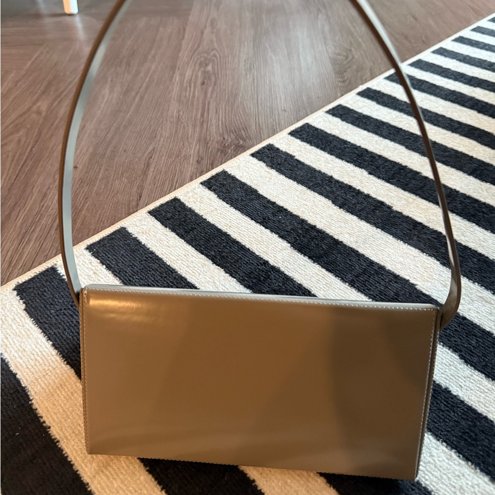 St Agni Triangle Shoulder Bag